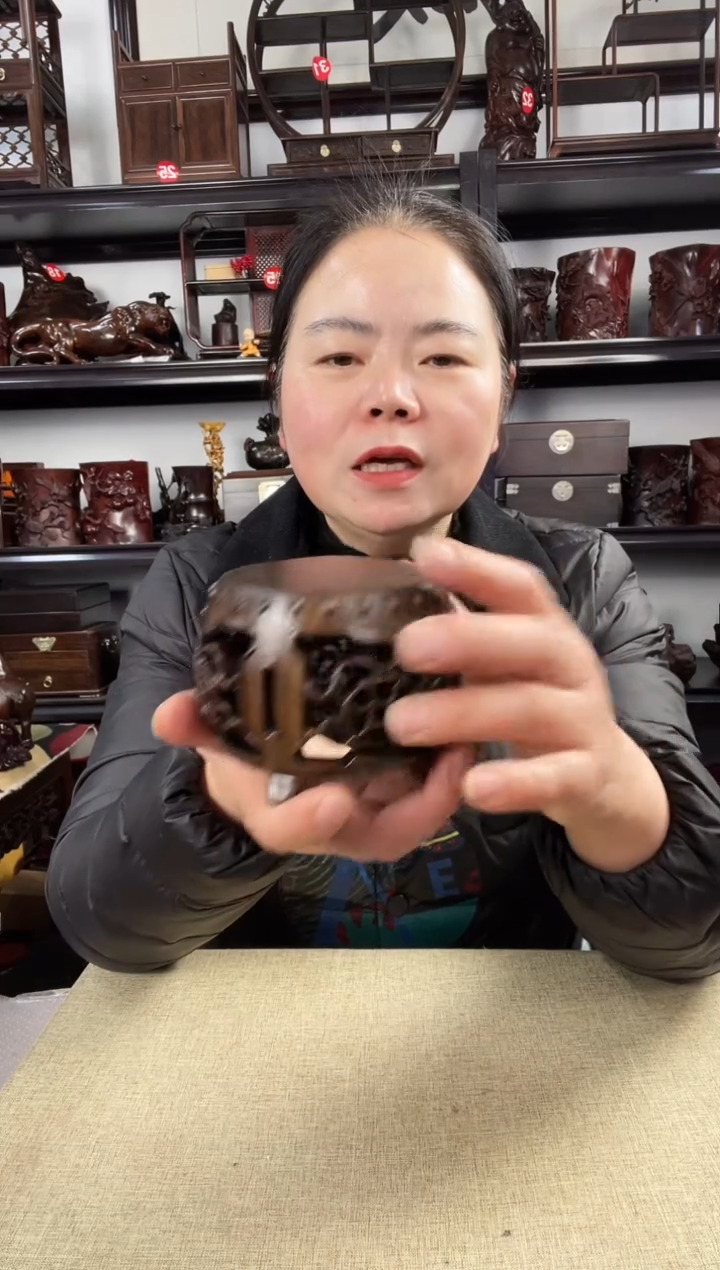木新鼓老李红木工艺品