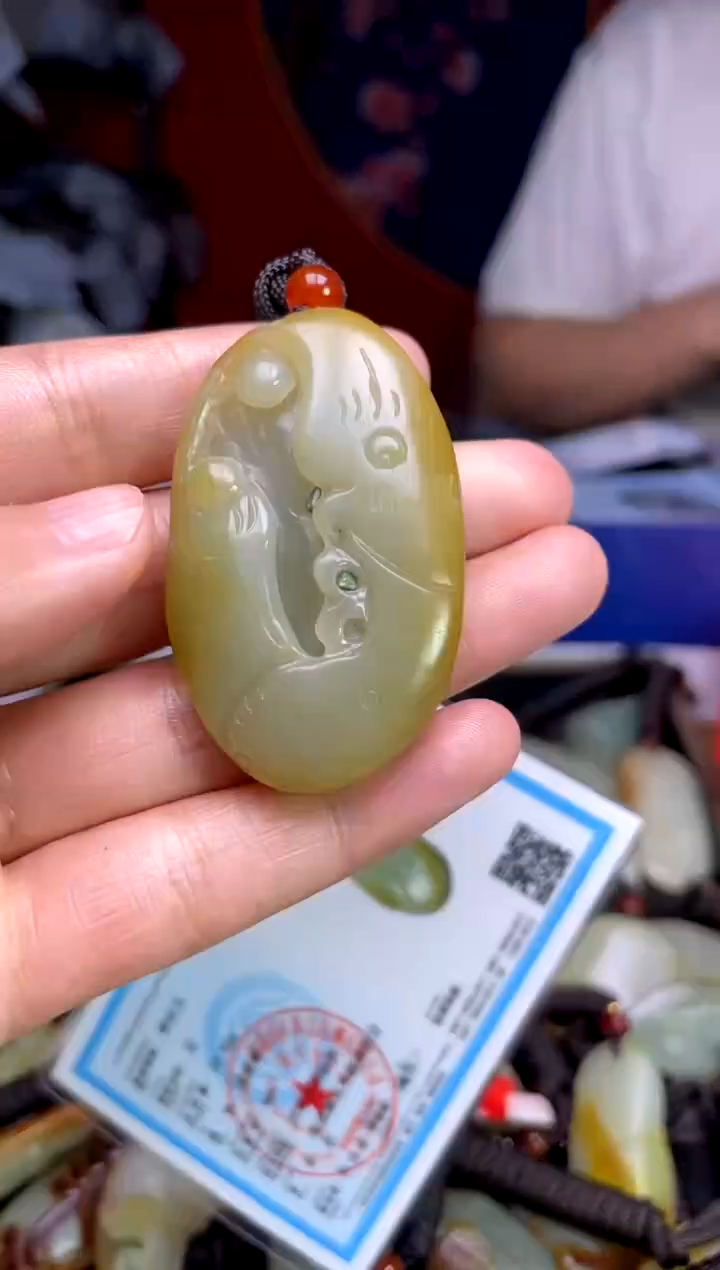 和田玉未镶嵌颈饰1