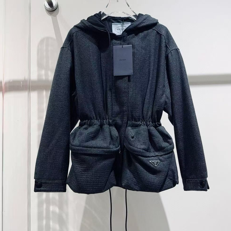 99新 Prada/普拉达 双双臻选/vv01582/普拉达外套/38