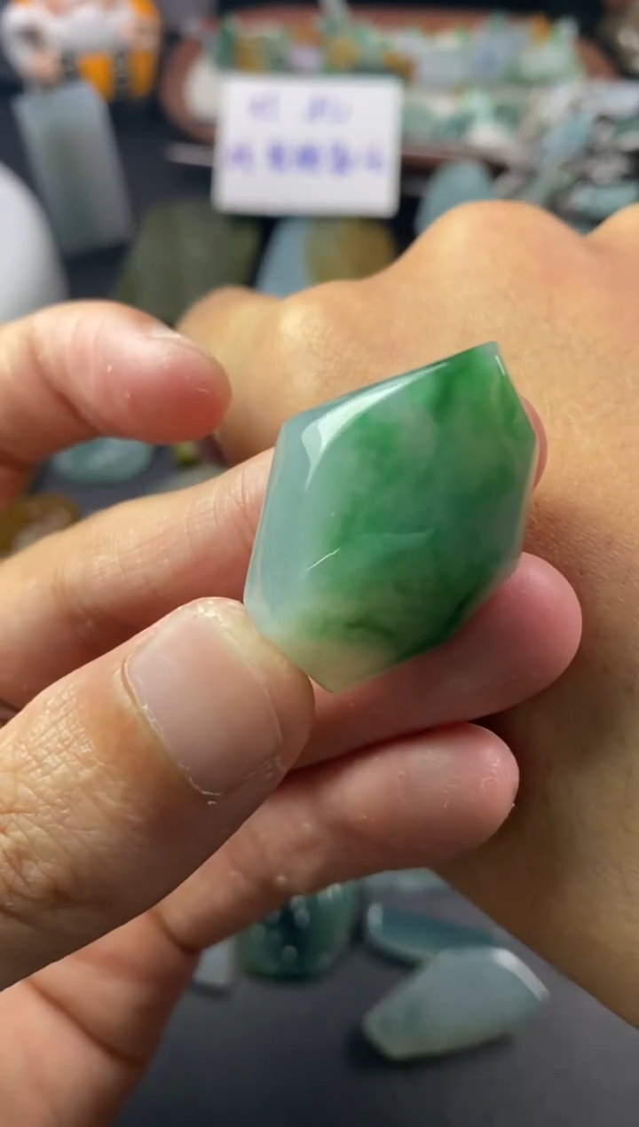 未镶嵌定制翡翠翡翠片料定制未镶嵌12.26-33