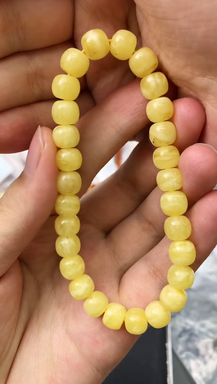 未镶嵌琥珀珠宝奇石71