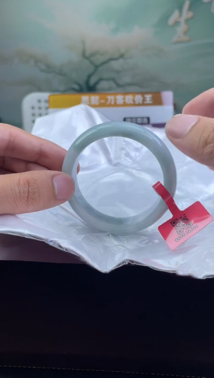 翡翠手镯未镶嵌38          