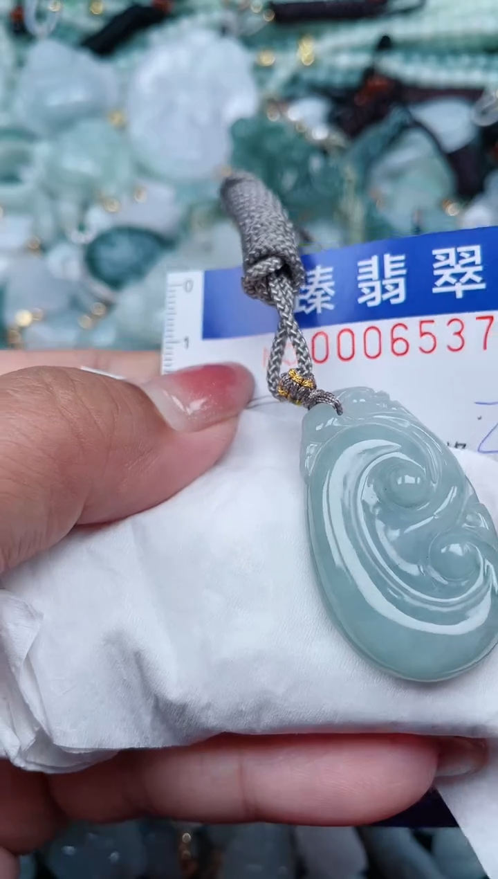 【闪购商品】翡翠颈饰未镶嵌.0006537