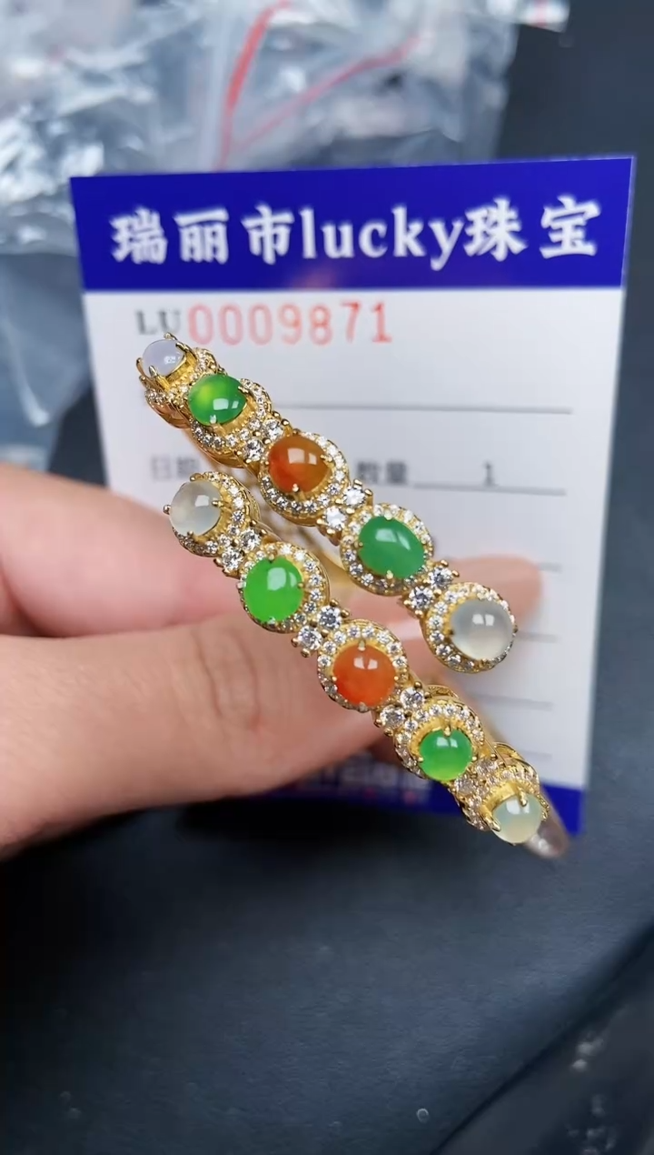 【闪购商品】翡翠颈饰银S925镶嵌9871