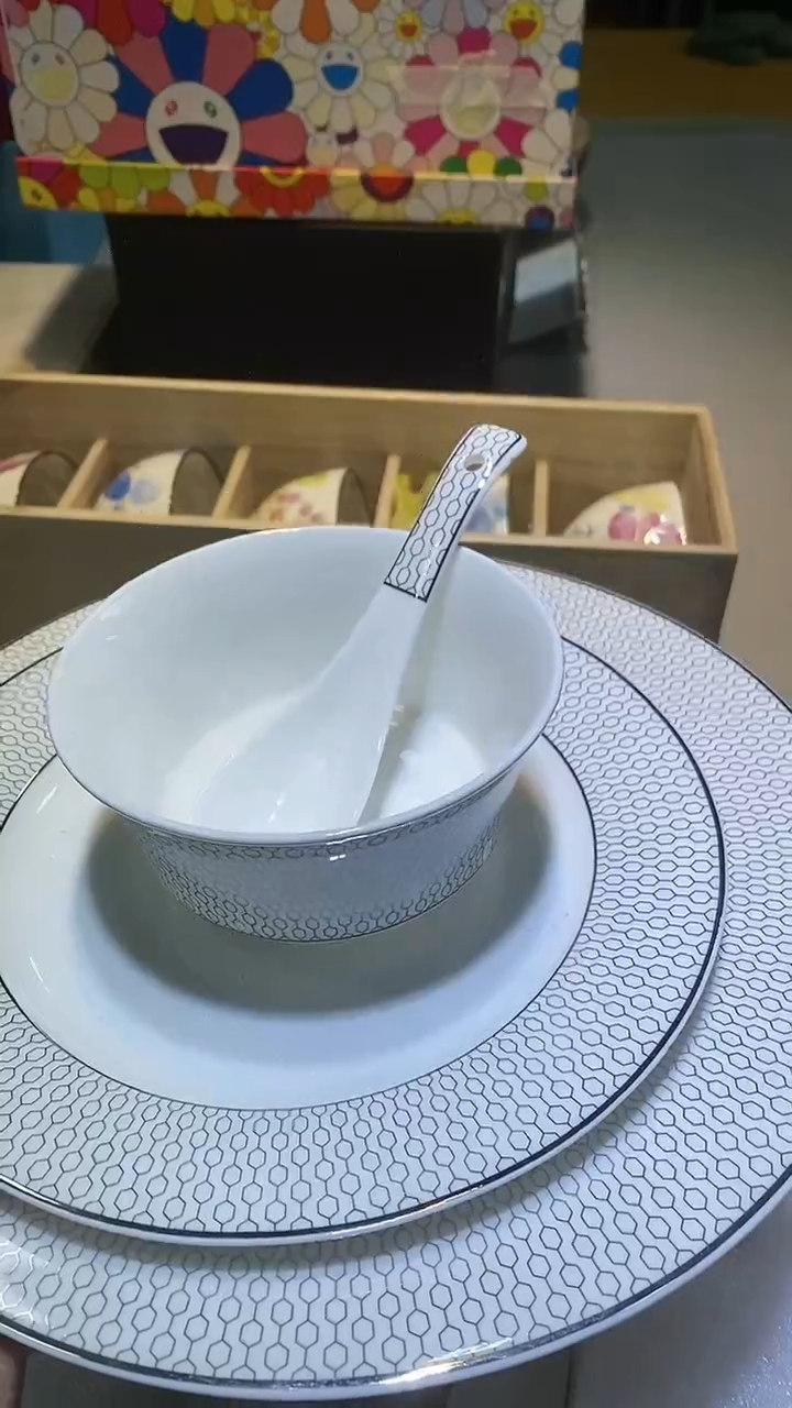 【闪购商品】瓷片1111111111111111