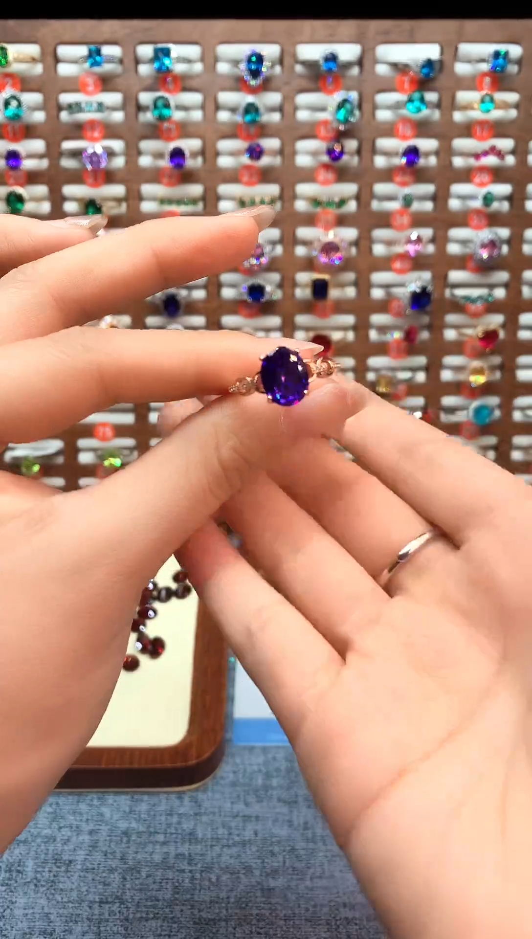 银S925镶嵌戒指紫晶.。。。