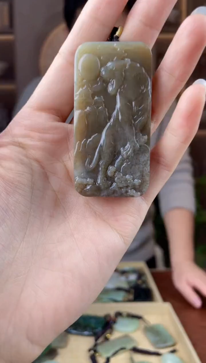 未镶嵌和田玉挂件拍一发一，多样性发货