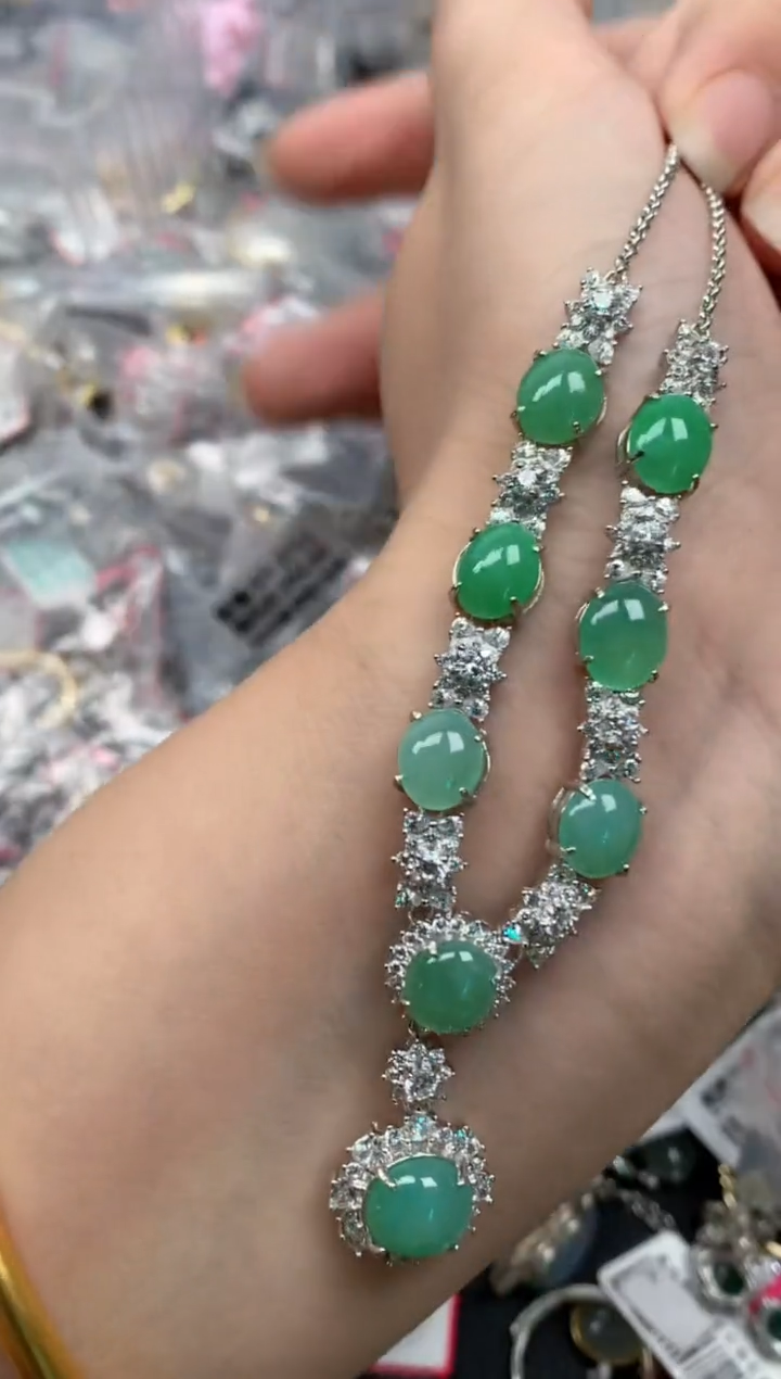 翡翠戒指银S925镶嵌天然A货缅甸翡翠