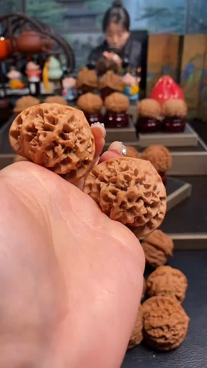 【闪购商品】文玩核桃吊坠K148帝王45