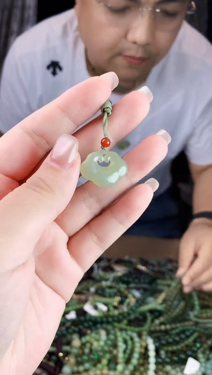 和田玉未镶嵌挂件多样性发货拍一发一