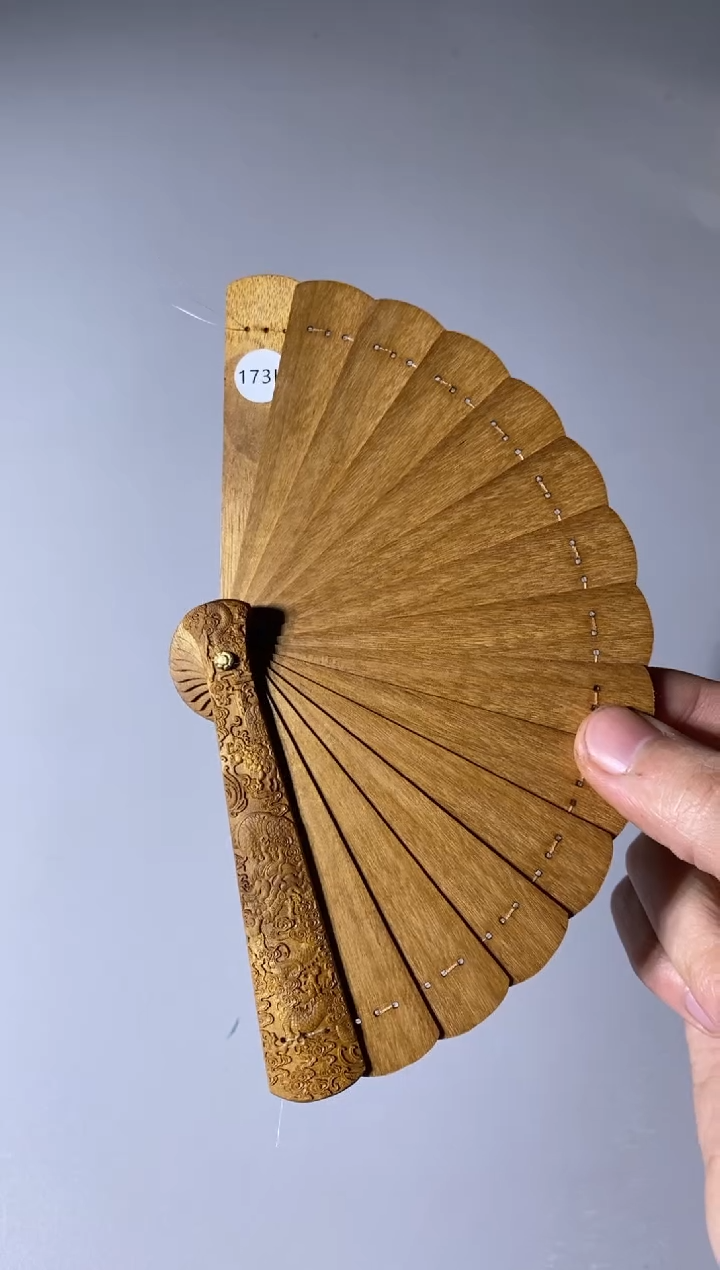 【闪购商品】金丝楠173号10cm金丝楠木小叶桢楠掌中扇
