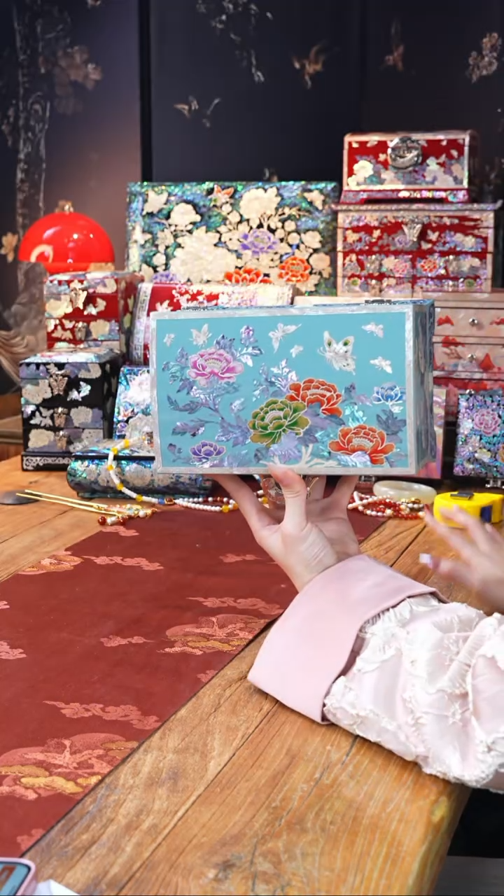 【闪购商品】瓷片螺钿工艺香椿木首饰盒