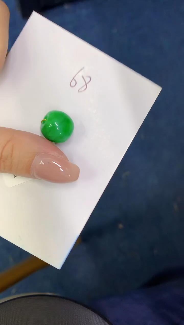 【闪购商品】翡翠颈饰未镶嵌0000000000