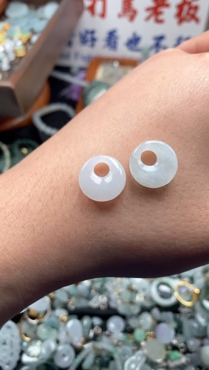 【闪购商品】翡翠颈饰未镶嵌哥哥