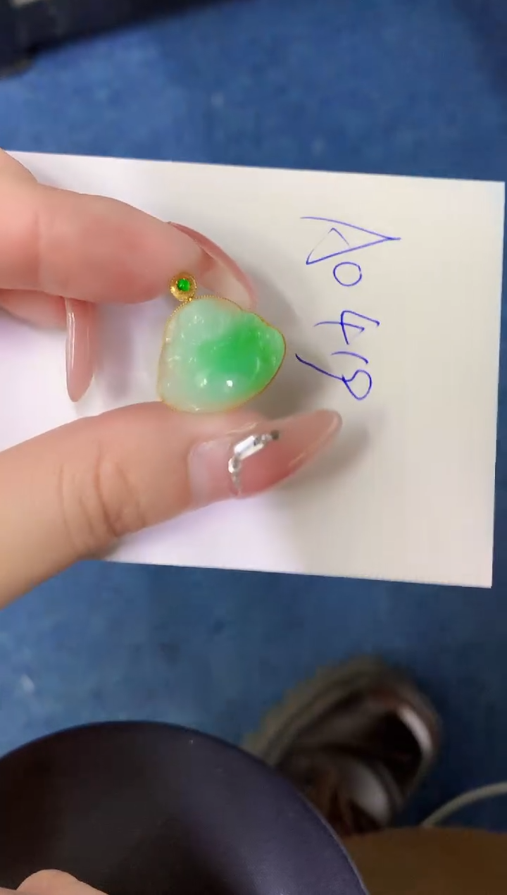 【闪购商品】翡翠颈饰18K金镶嵌0000000000000