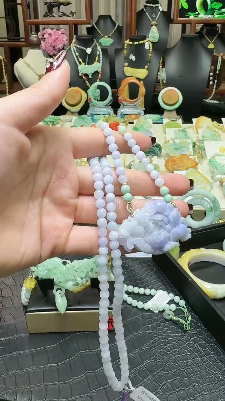 【闪购商品】翡翠颈饰未镶嵌天然翡翠小花吊坠