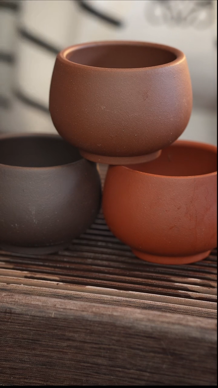 茶壶紫砂【发三个杯子】北红赤铁 黑金砂 变色龙 200cc【缸杯】