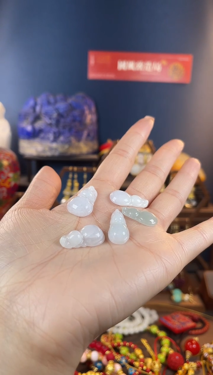 未镶嵌挂件翡翠，122250随机发一