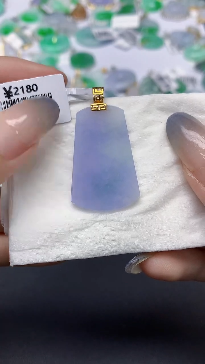 翡翠18K金镶嵌颈饰天然缅甸a货翡翠
