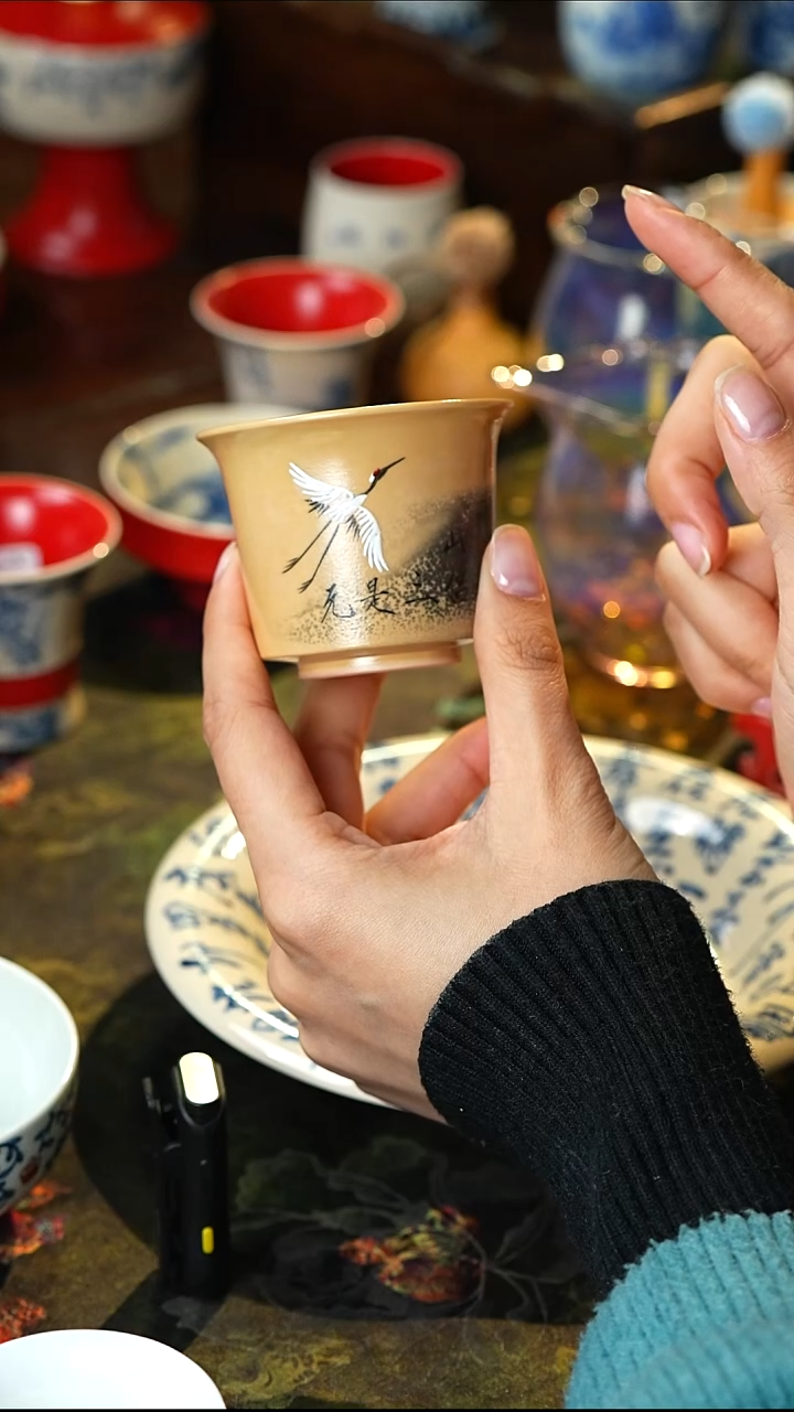 景德镇高温纯手工手绘窑变仙鹤主人杯