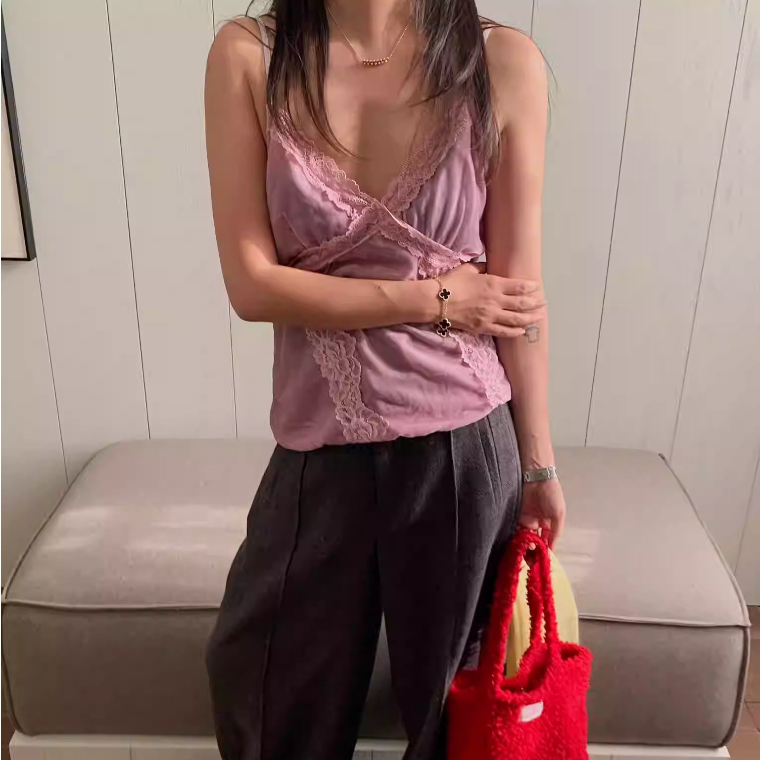 LILUSHOP【12.09 10:00新品】粉色丝绒蕾丝背心