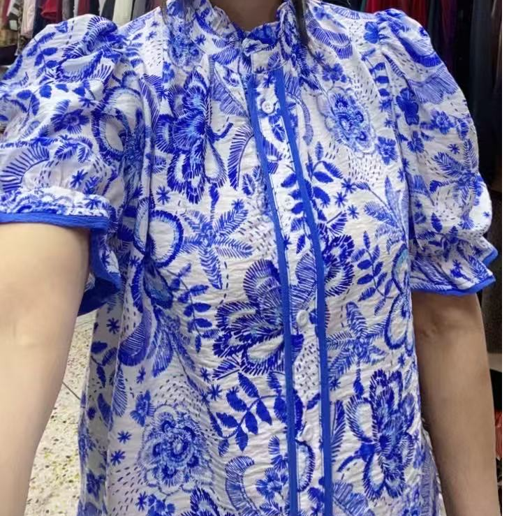落肩袖四季通用花朵短袖圆领衬衫上衣修身女士雪纺衫女装显瘦百搭