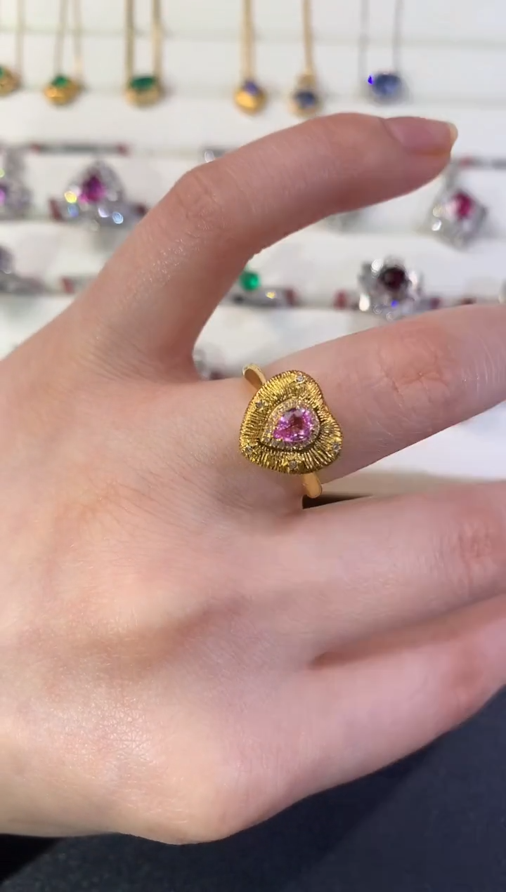 【闪购商品】彩色蓝宝石戒指18K金镶嵌Z696|2999