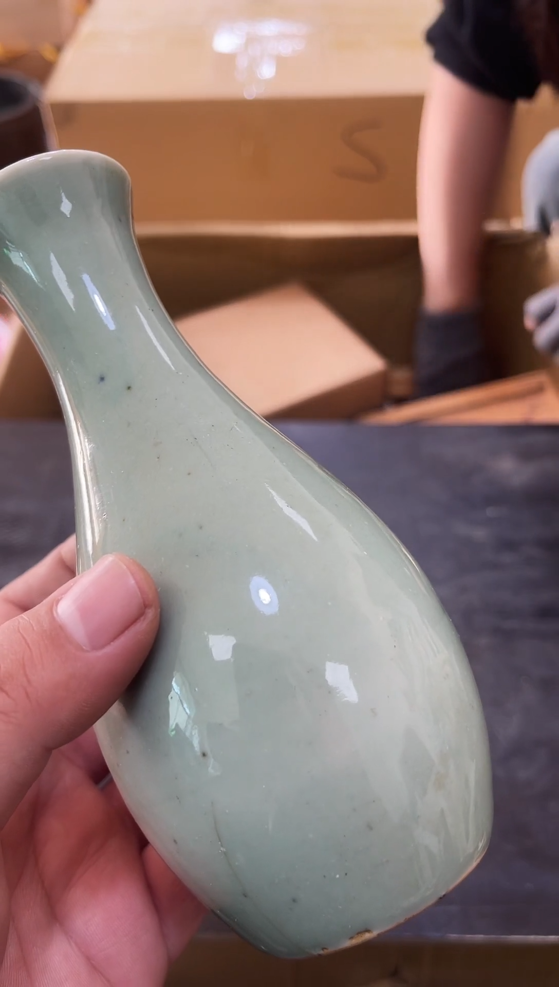 瓶瑕疵如图所示 阁集工艺品