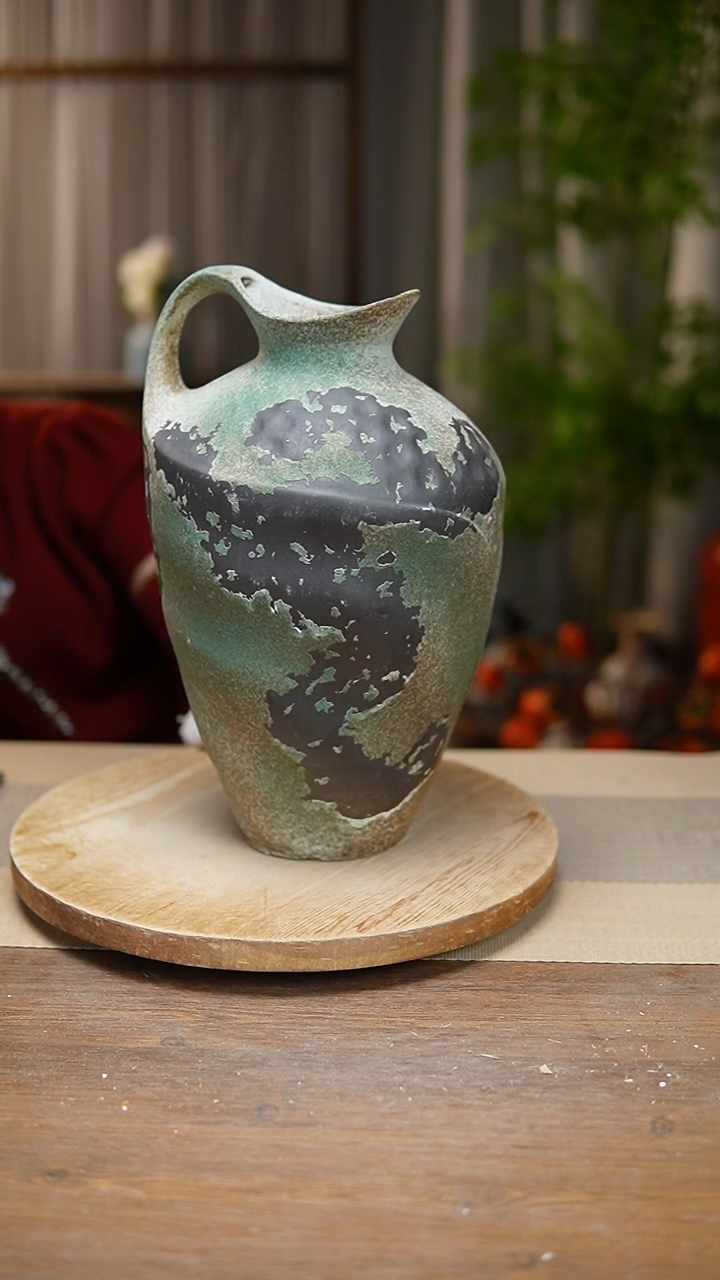 【闪购商品】陶瓷  花器诧寂复古绿奶壶
