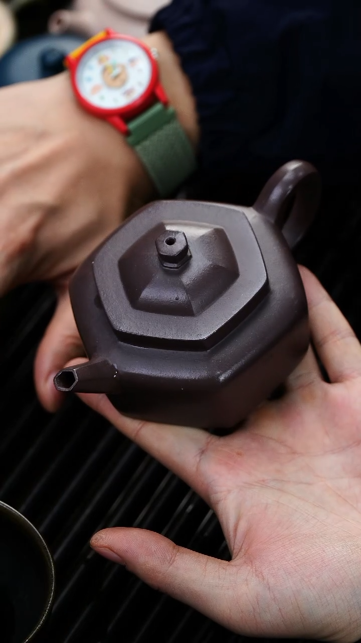 茶杯紫砂?****?uyututytyyuuy