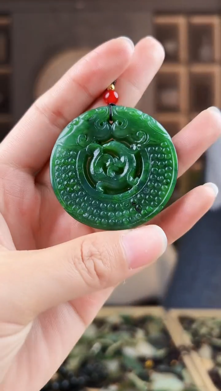 颈饰未镶嵌和田玉拍一发一，多样性发货