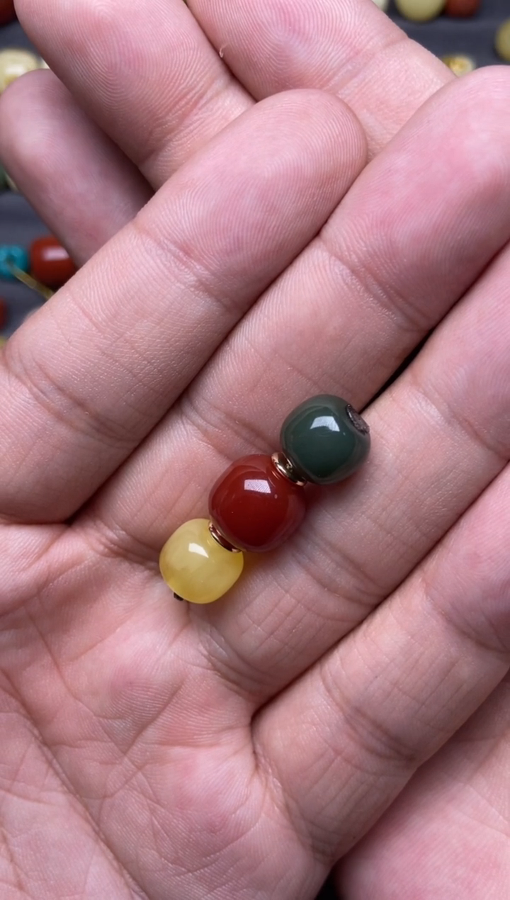 未镶嵌蜜蜡珠宝奇石10mm