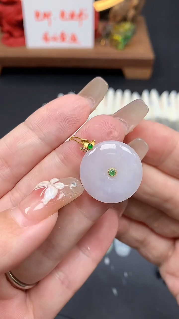 【闪购商品】翡翠吊坠(不含链)18K金镶嵌MS152785