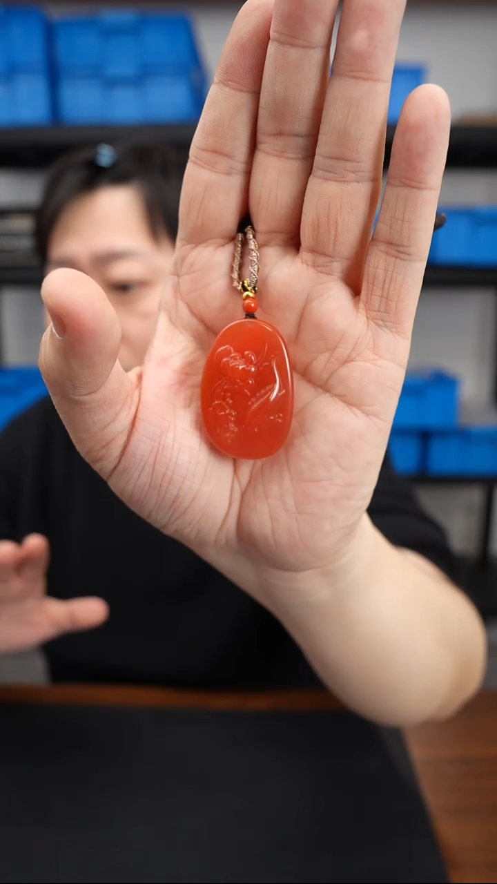 未镶嵌挂件南红玛瑙0102DL039连年有鱼