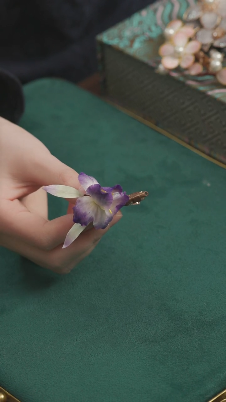 刺绣湘传礼纯手工发夹