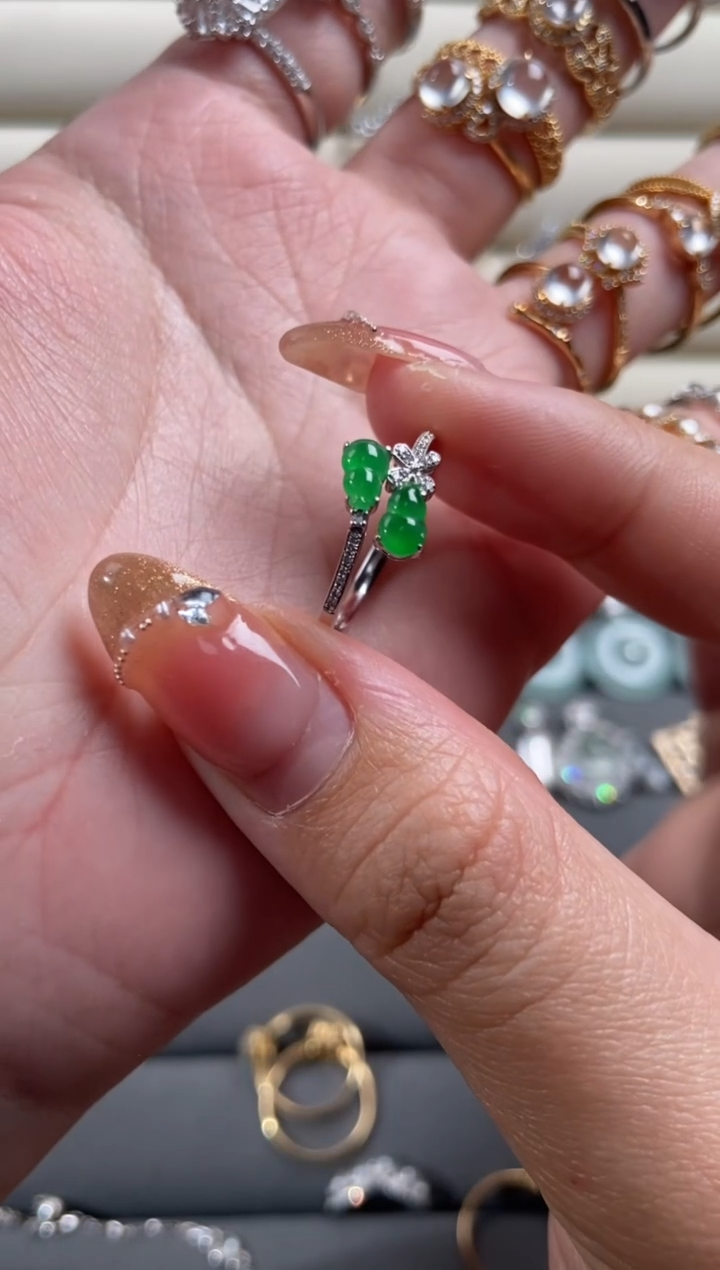 【闪购商品】翡翠戒指18K金镶嵌戒指