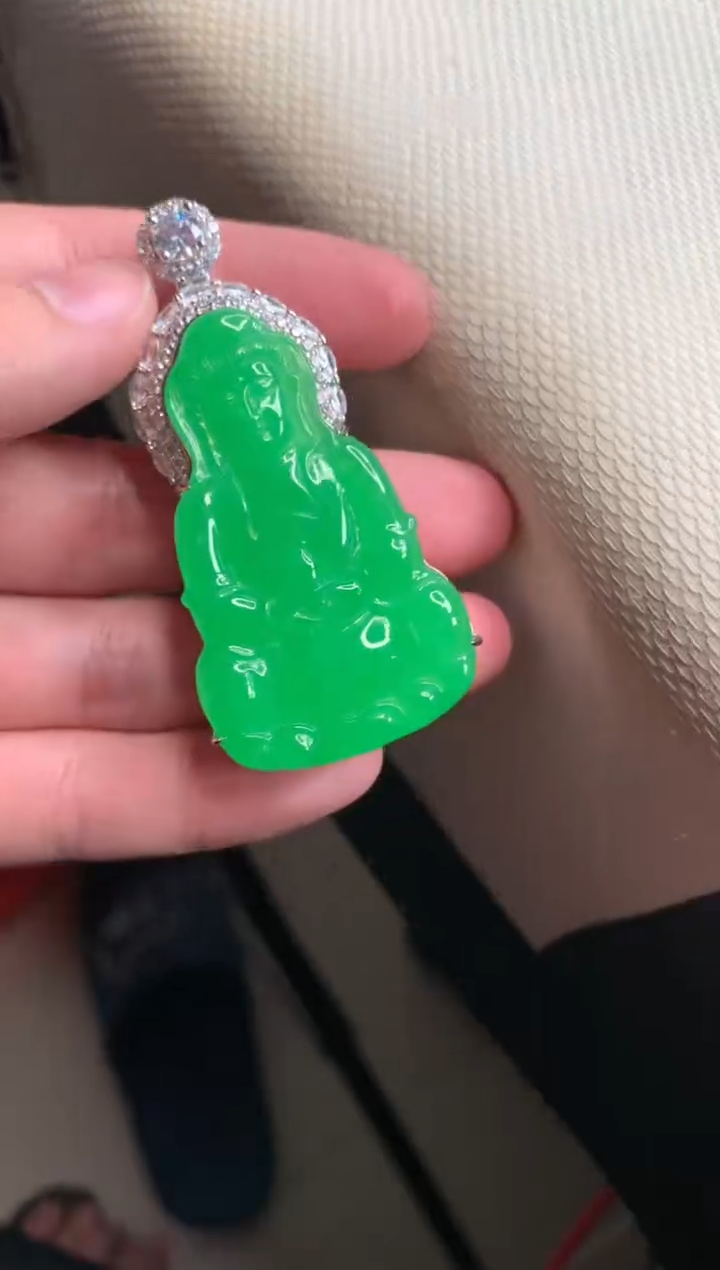 颈饰未镶嵌翡翠缅****号无美颜滤镜七天无理由