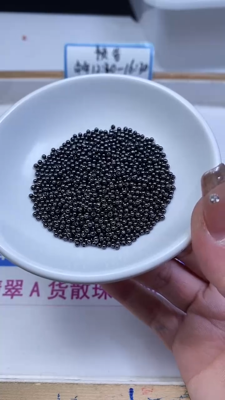 未镶嵌天然锆石散珠D769 黑锆石2mm100个9.9元