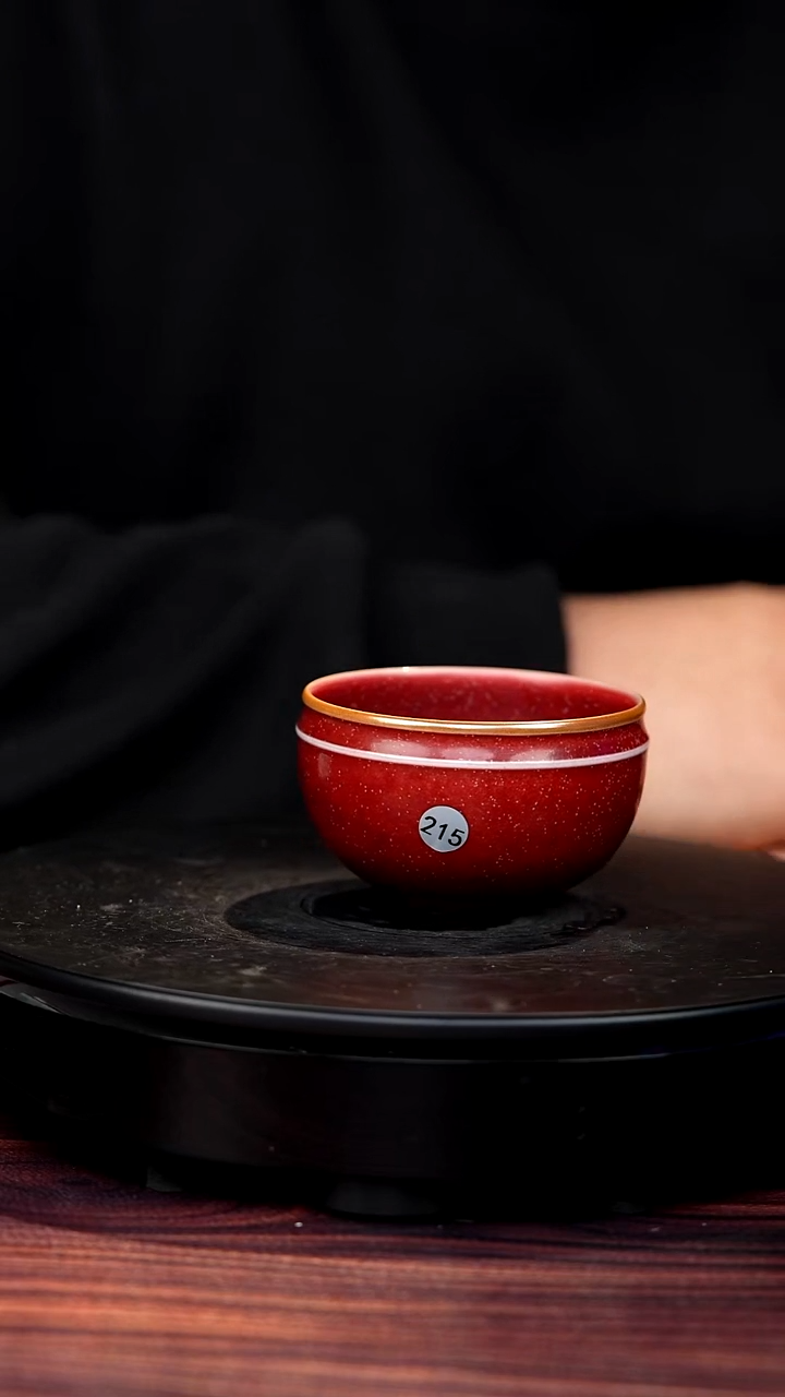 215#陈亚龙一级品原矿钧瓷水缸杯