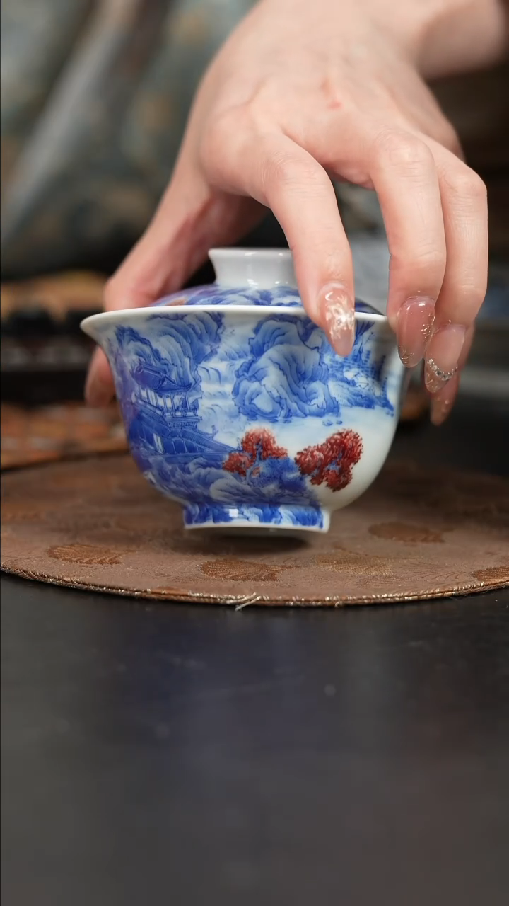 【闪购商品】杯屹朴堂釉里红楼阁