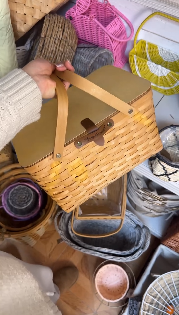 用****7微瑕捡漏水杉木带盖双提手小筐