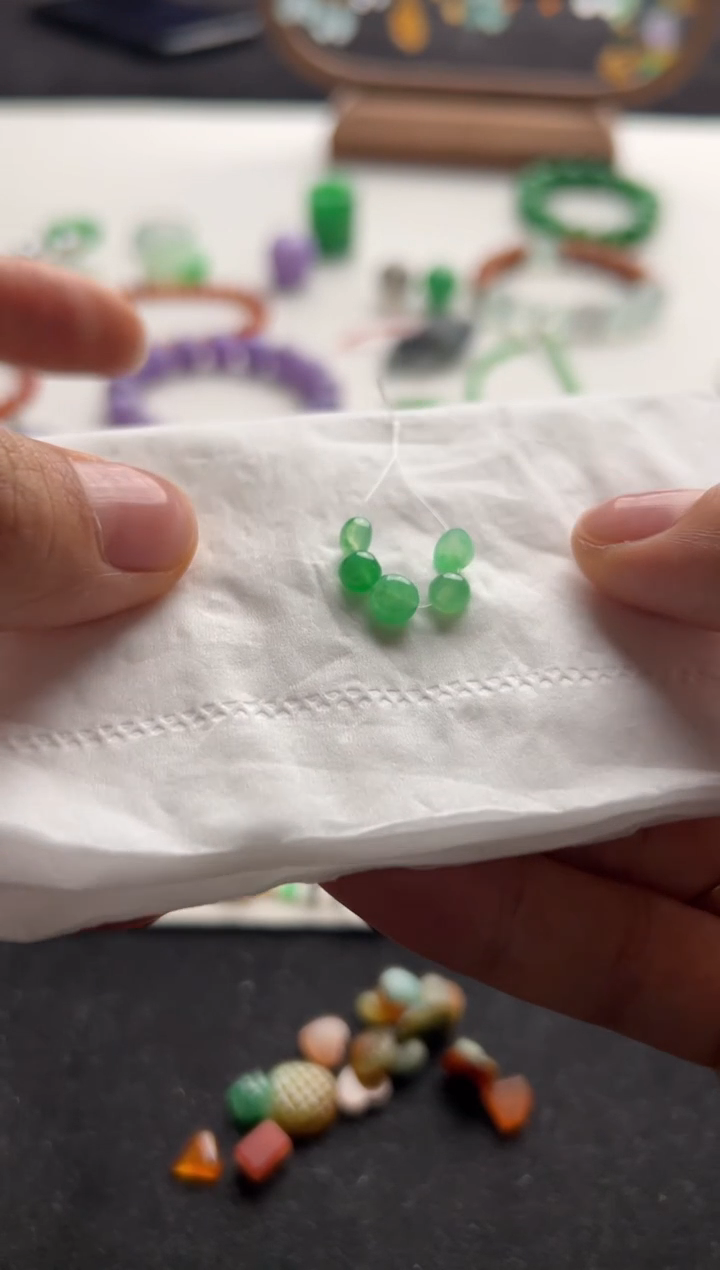 定制翡翠未镶嵌绿蛋面珠一组1980+198-lm116