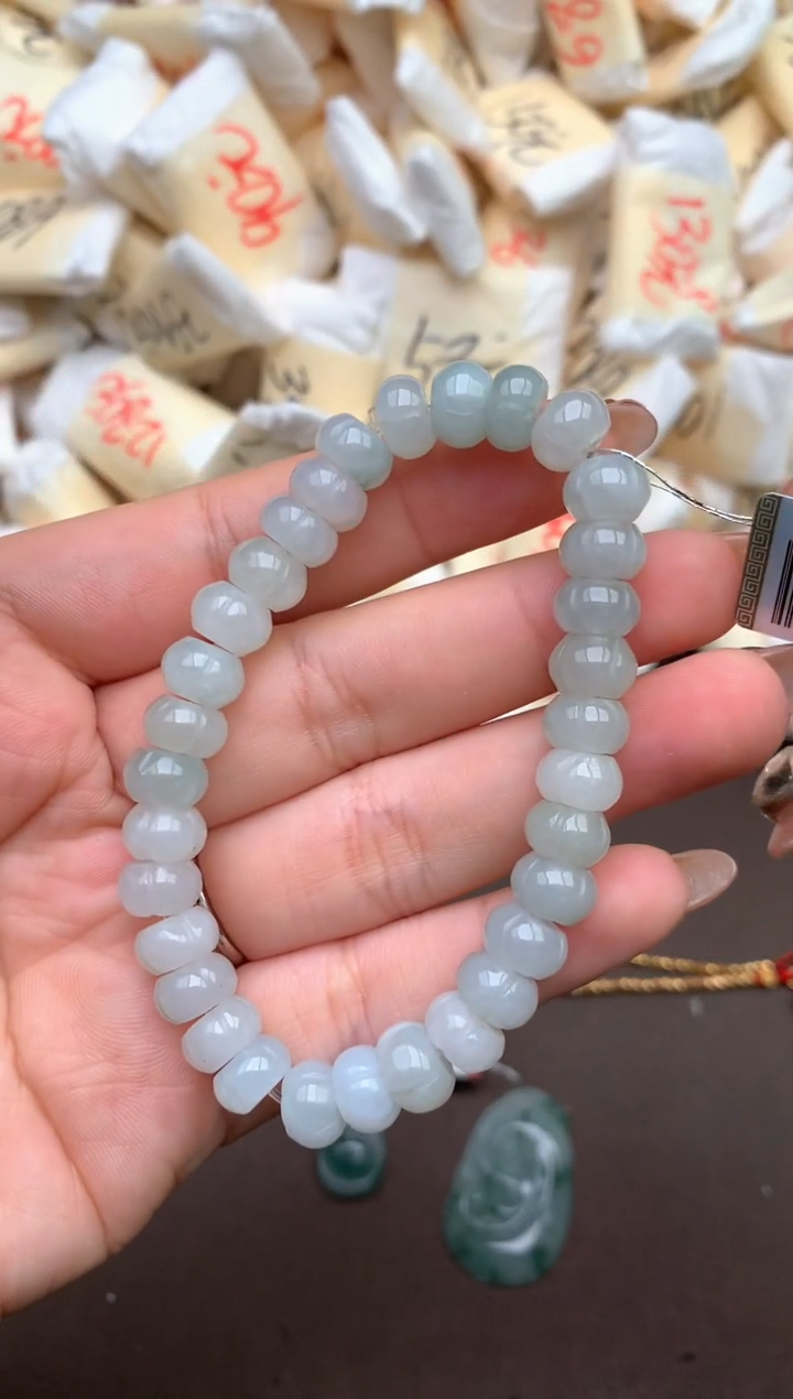 【闪购商品】翡翠手串未镶嵌—