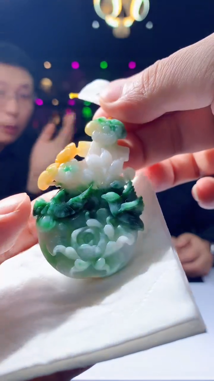 【闪购商品】定制翡翠未镶嵌1015hn-毛货挂件34
