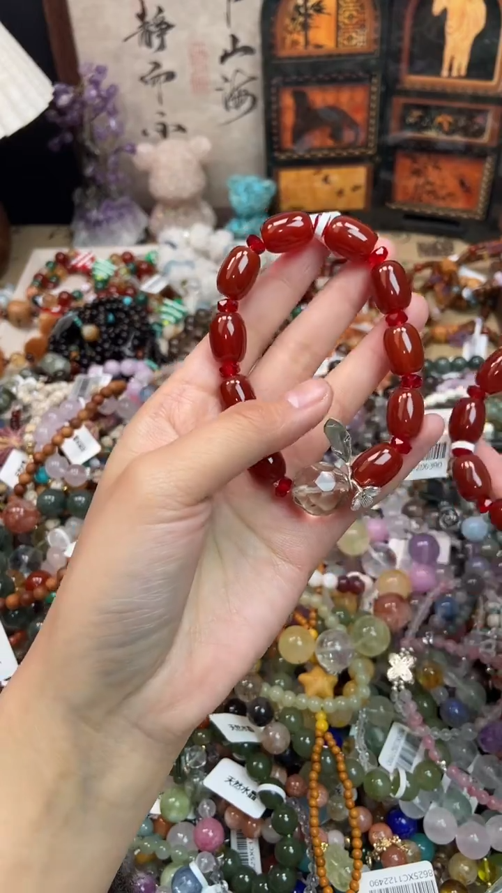 未镶嵌玛瑙手饰345