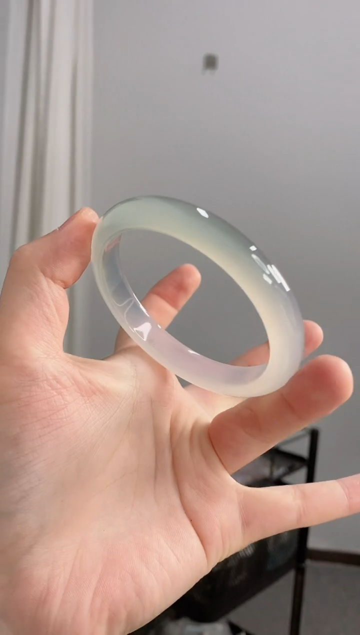 【闪购商品】玛瑙/玉髓手镯未镶嵌58圈