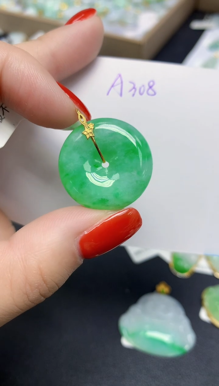 颈饰18K金镶嵌翡翠天然缅甸翡翠A货翡翠百元以上9元证书费自理