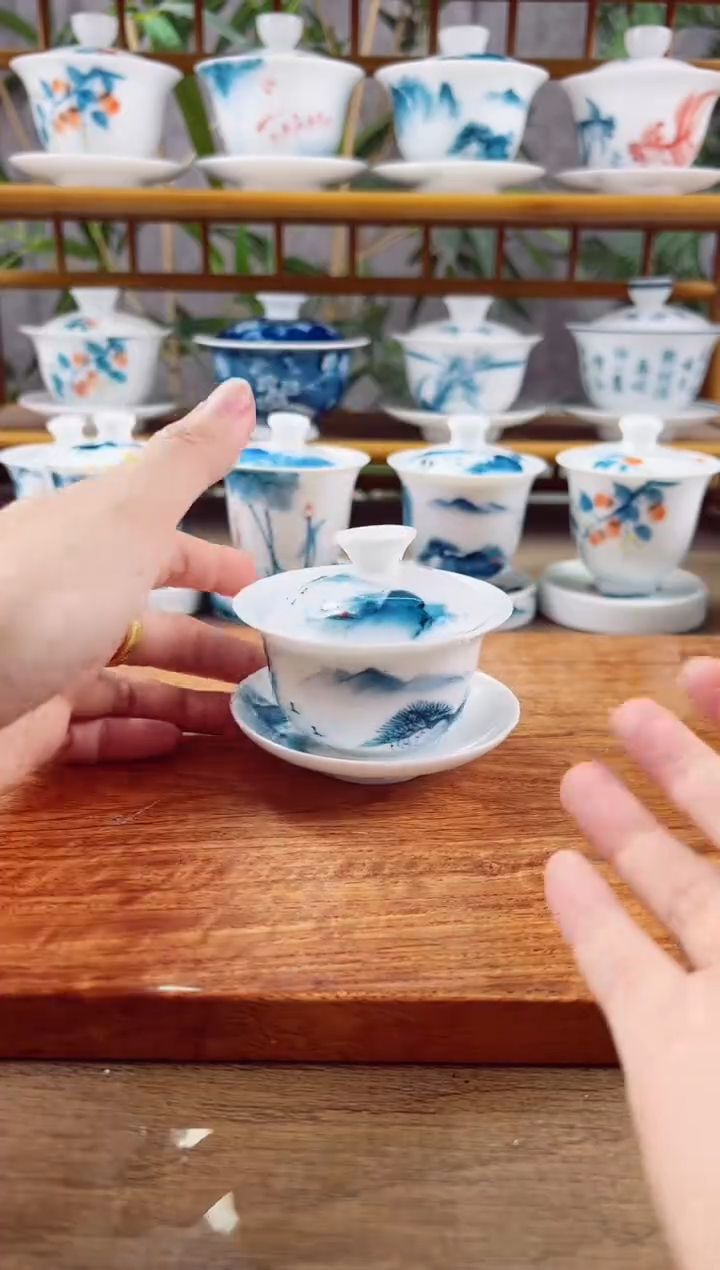 【闪购商品】微瑕千里江山80ml三才盖碗+小玉兰2