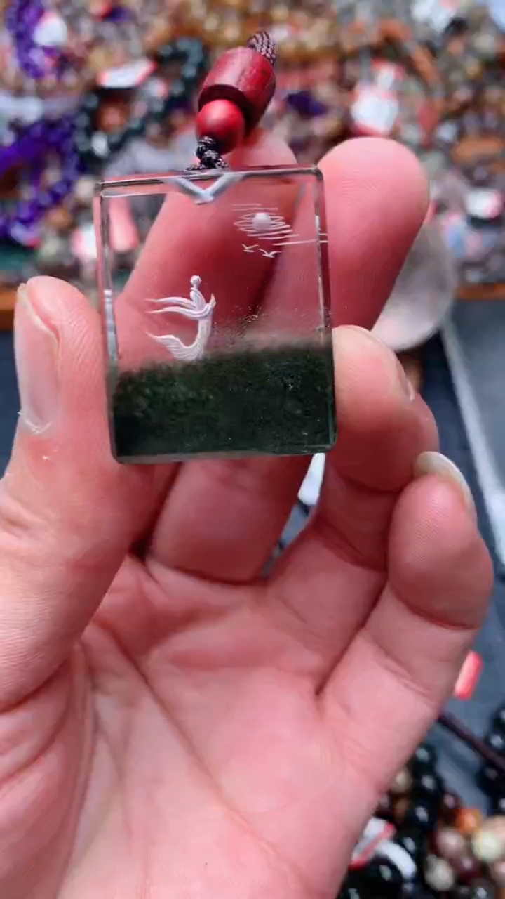 【闪购商品】水晶吊坠(赠链)未镶嵌44