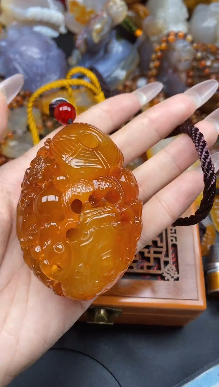 【闪购商品】玛瑙/玉髓颈饰合金ll